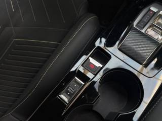 PEUGEOT 208 usata, con Touch screen