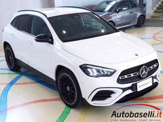 MERCEDES-BENZ GLA 220 usata, con Bracciolo