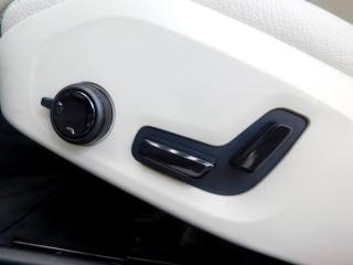 VOLVO S90 usata, con Luce d