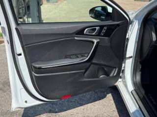 KIA Ceed usata, con Fari LED