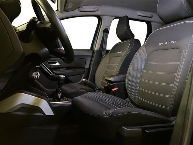 DACIA Duster usata 9