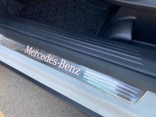 MERCEDES-BENZ GLB 200 usata, con Controllo vocale