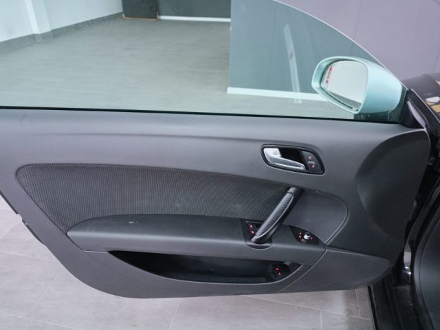 AUDI TT usata, con ESP