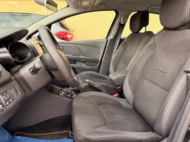 RENAULT Clio usata, con Chiusura centralizzata