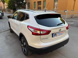 NISSAN Qashqai usata, con Boardcomputer