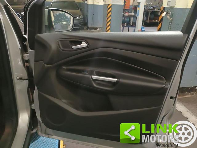 FORD Kuga usata, con Bluetooth