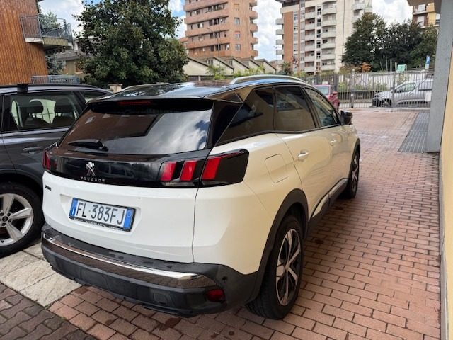 PEUGEOT 3008 usata, con Chiusura centralizzata