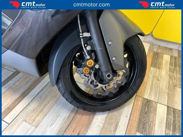 YAMAHA T-Max 500 usata 8