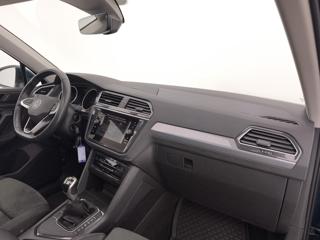 VOLKSWAGEN Tiguan usata, con Sensori di parcheggio posteriori