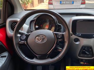 TOYOTA Aygo usata, con Chiusura centralizzata