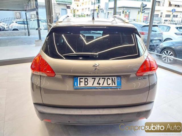 PEUGEOT 2008 usata, con Autoradio