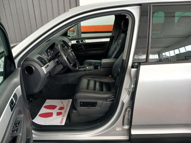 VOLKSWAGEN Touareg usata, con Fendinebbia