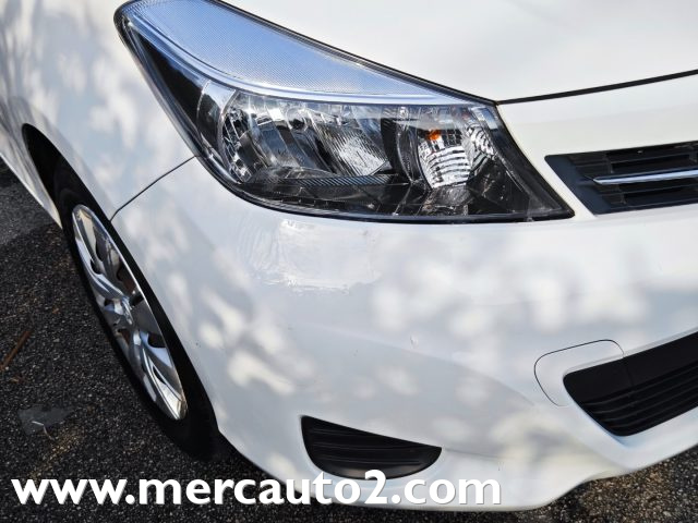 TOYOTA Yaris usata, con ESP
