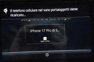 SKODA Karoq usata, con MP3