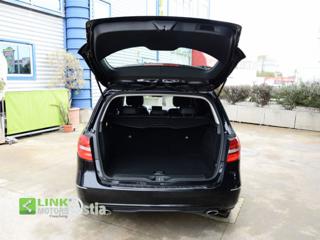 MERCEDES-BENZ B 200 usata, con Sedile posteriore sdoppiato