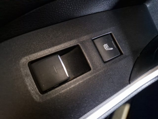 TOYOTA RAV 4 MY23 usata, con Portellone posteriore elettrico