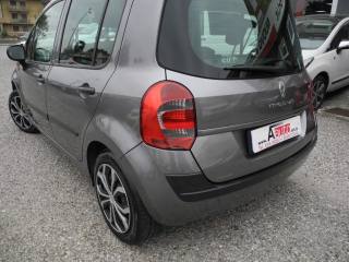 RENAULT Modus usata 52