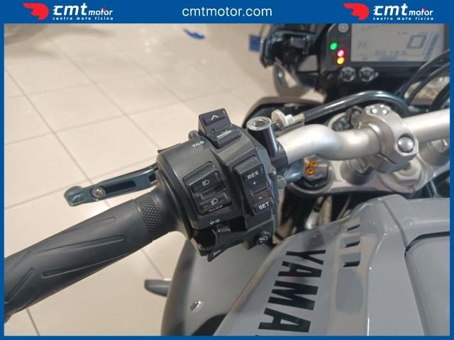 YAMAHA MT-10 usata 11