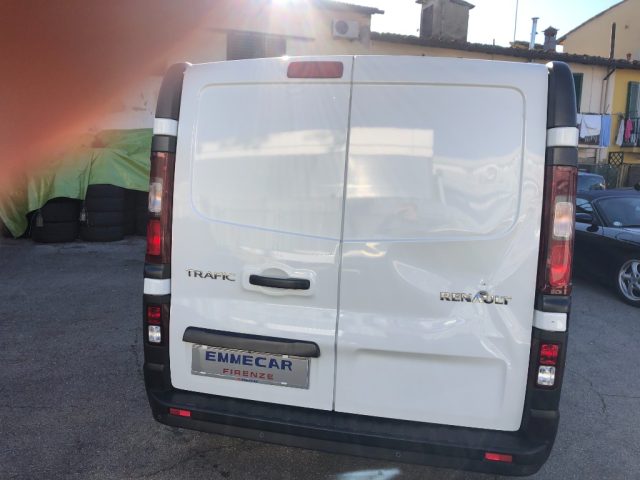 RENAULT Trafic usata, con Autoradio