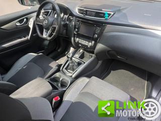 NISSAN Qashqai usata, con Autoradio
