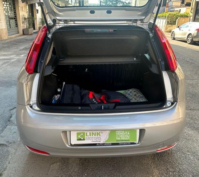 FIAT Punto usata, con Sedile passeggero ribaltabile