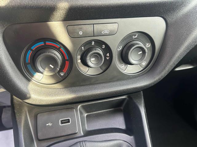 FIAT Doblo usata, con Bluetooth