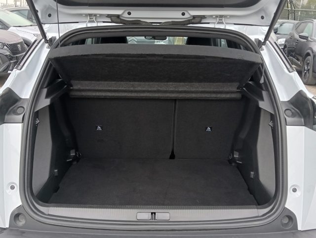 PEUGEOT 2008 usata, con Volante in pelle