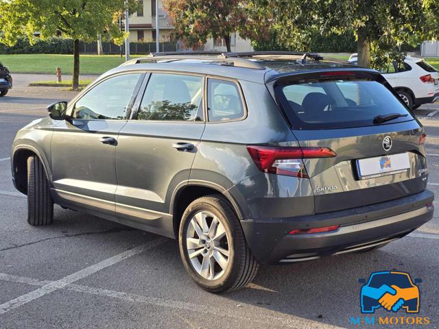 SKODA Karoq usata, con Autoradio