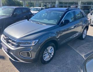 VOLKSWAGEN T-Roc usata, con Airbag laterali