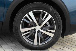 PEUGEOT 3008 usata, con Chiusura centralizzata