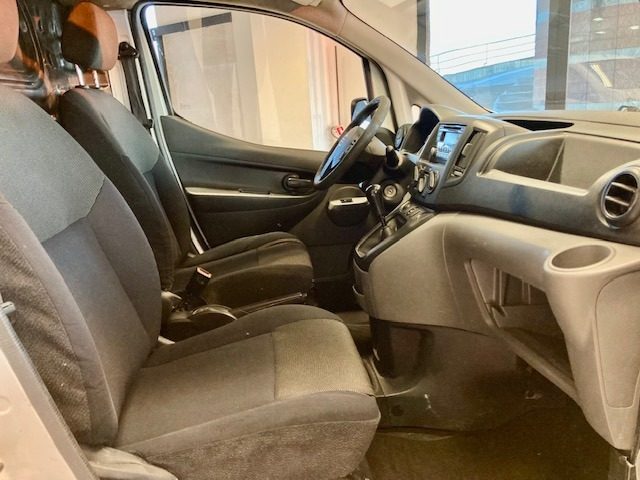 NISSAN NV200 usata 11