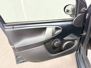 TOYOTA Aygo usata, con Chiusura centralizzata telecomandata