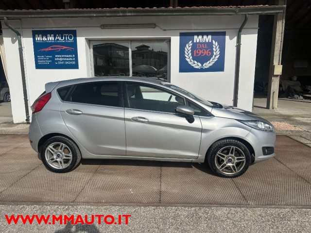 FORD Fiesta usata, con ABS