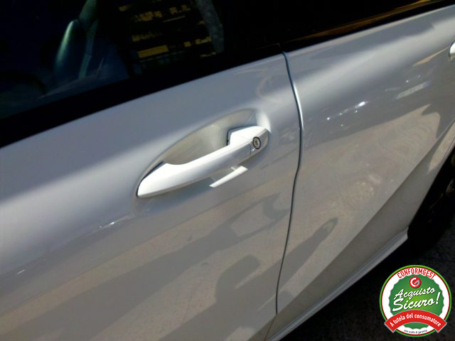 MERCEDES-BENZ B 180 usata, con Volante multifunzione