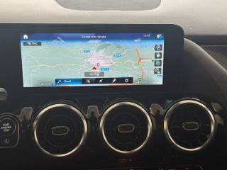 MERCEDES-BENZ GLA 220 usata, con Bracciolo