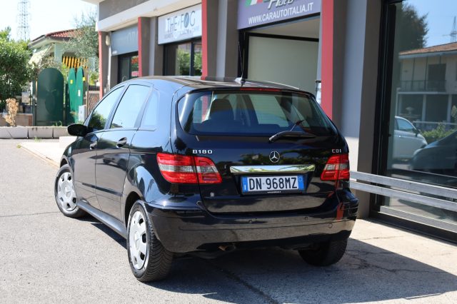 MERCEDES-BENZ B 180 usata 51