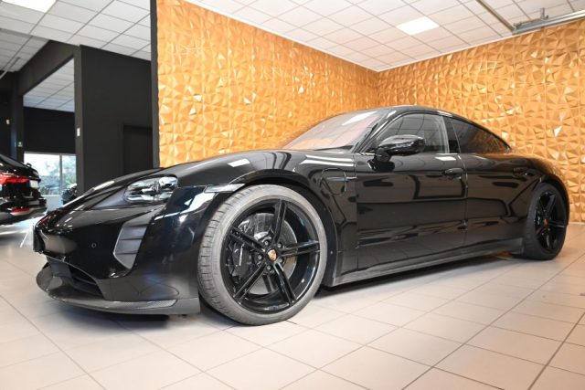 PORSCHE Taycan usata 7