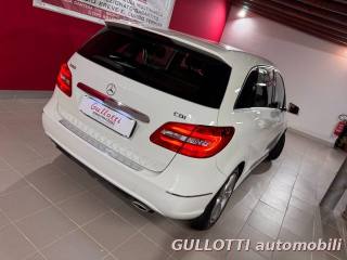 MERCEDES-BENZ B 180 usata, con Bracciolo