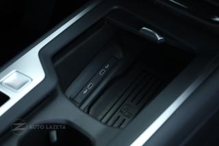 VOLKSWAGEN Passat usata, con Blind spot monitor