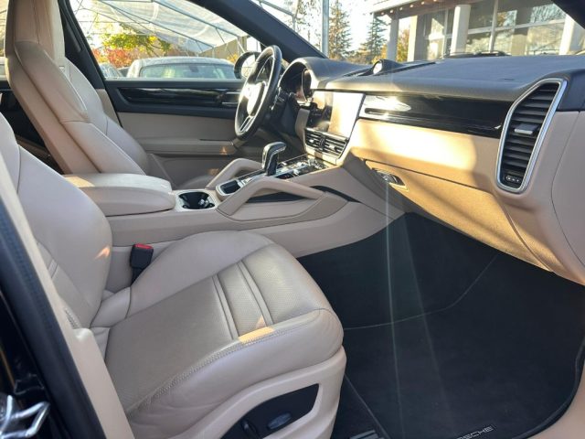 PORSCHE Cayenne usata, con Regolazione elettrica sedili