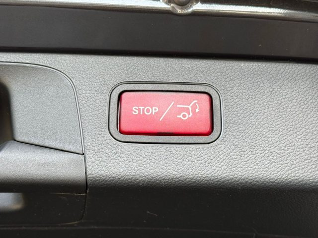 MERCEDES-BENZ GLC 300 usata, con Airbag testa