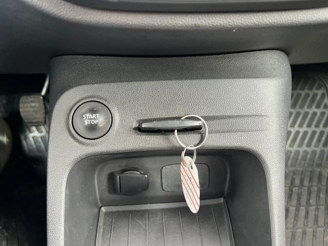 RENAULT Captur usata 14