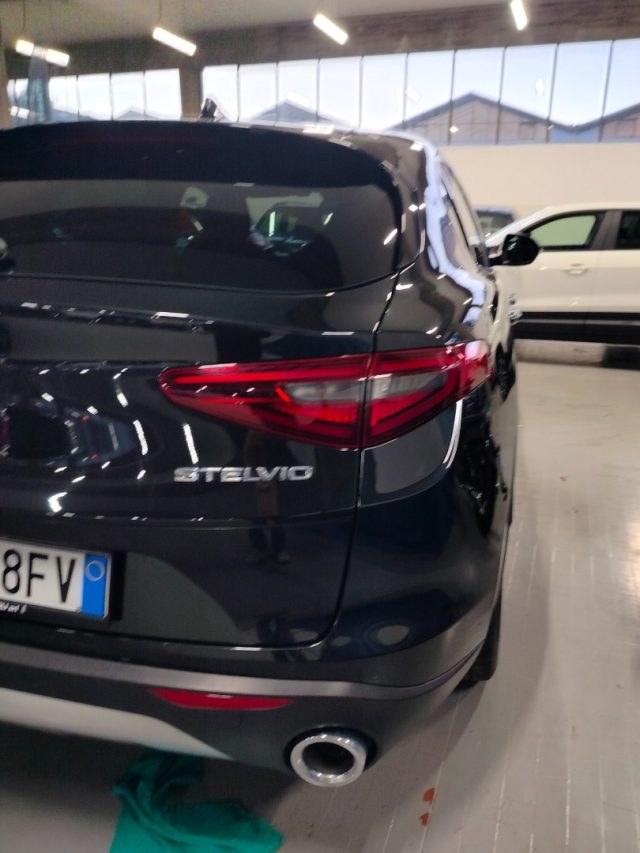 ALFA ROMEO Stelvio usata, con Controllo elettronico della corsia