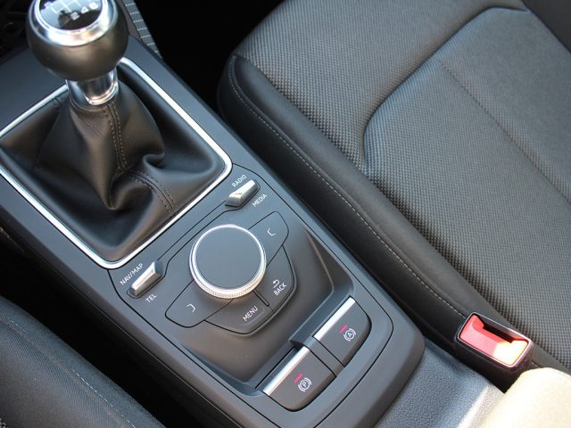 AUDI Q2 usata, con Volante multifunzione