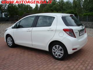 TOYOTA Yaris usata 4