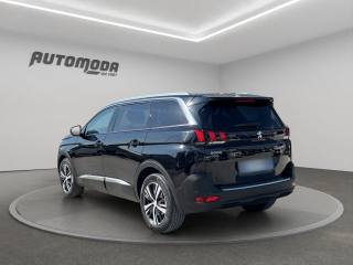 PEUGEOT 5008 usata, con Cerchi in lega