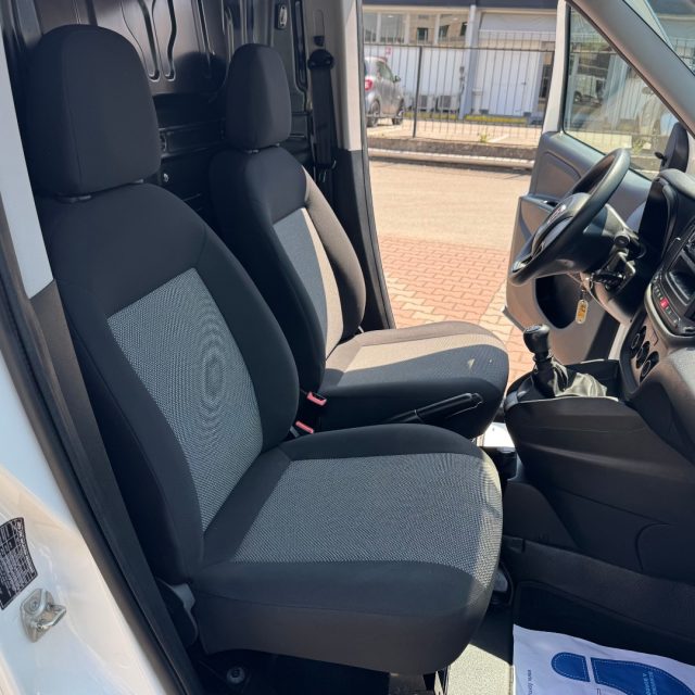 FIAT Doblo usata, con USB