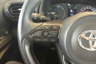 TOYOTA Yaris usata, con Riconoscimento dei segnali stradali