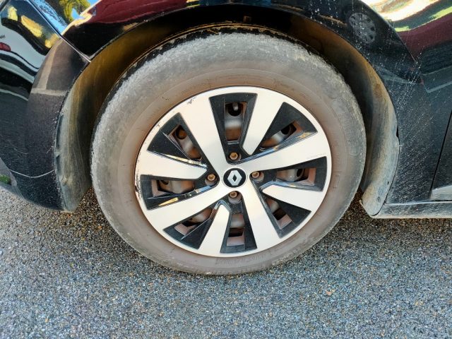 RENAULT Clio usata, con Sensore di pioggia