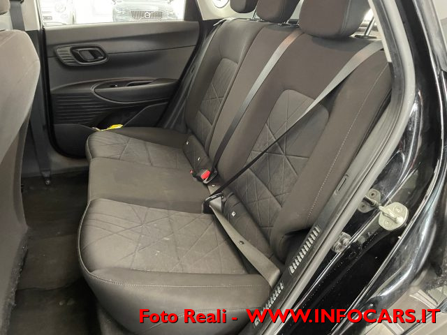 HYUNDAI Bayon usata, con Autoradio